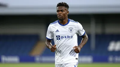 Leyton Orient midfielder Tyreeq Bakinson has joined Plymouth Argyle on a season-long loan, rejoining the Pilgrims after a...